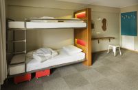 loft-hostel-bedroom-2