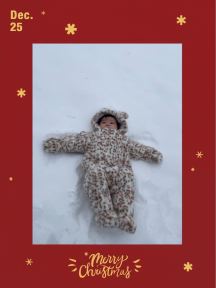 chloes-first-christmas-card-in-the-snow